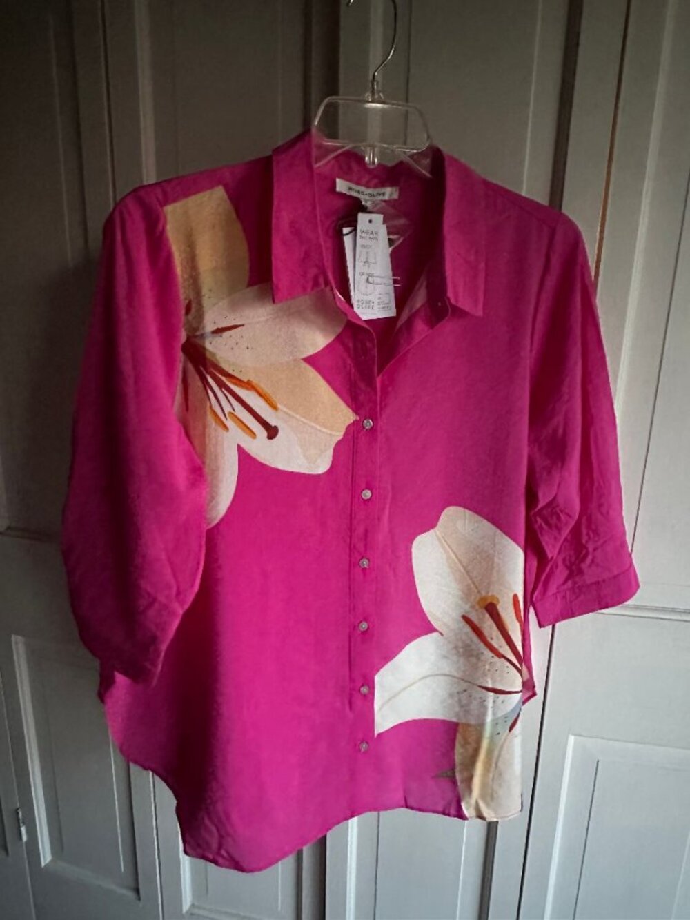 NWT Rose + Olive Top  Plus Size 1X Bright pink